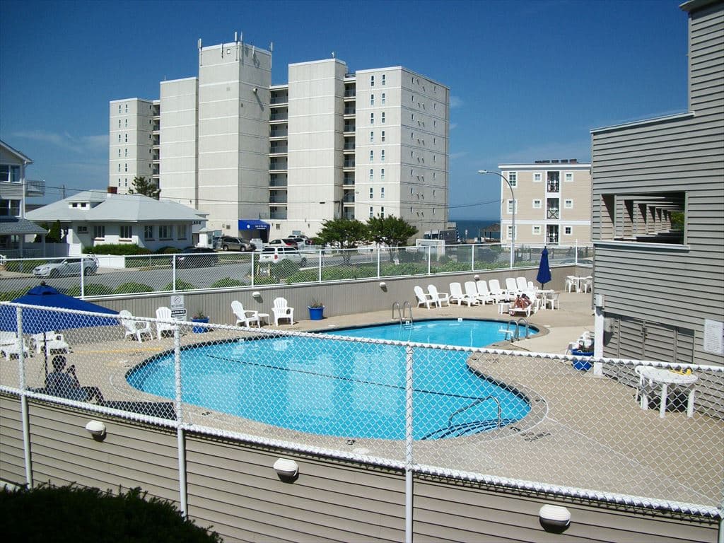 111 Mariners Court - Photo 21