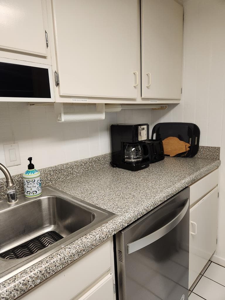 111 Mariners Court - Photo 6