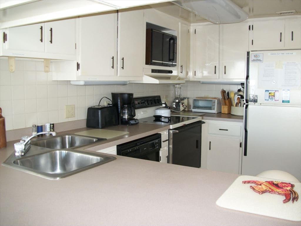 213 Mariners Court - Photo 10