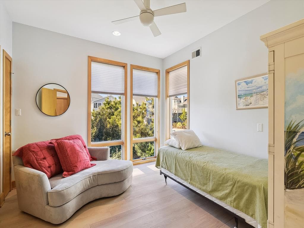 Mitchell OR - Photo 16