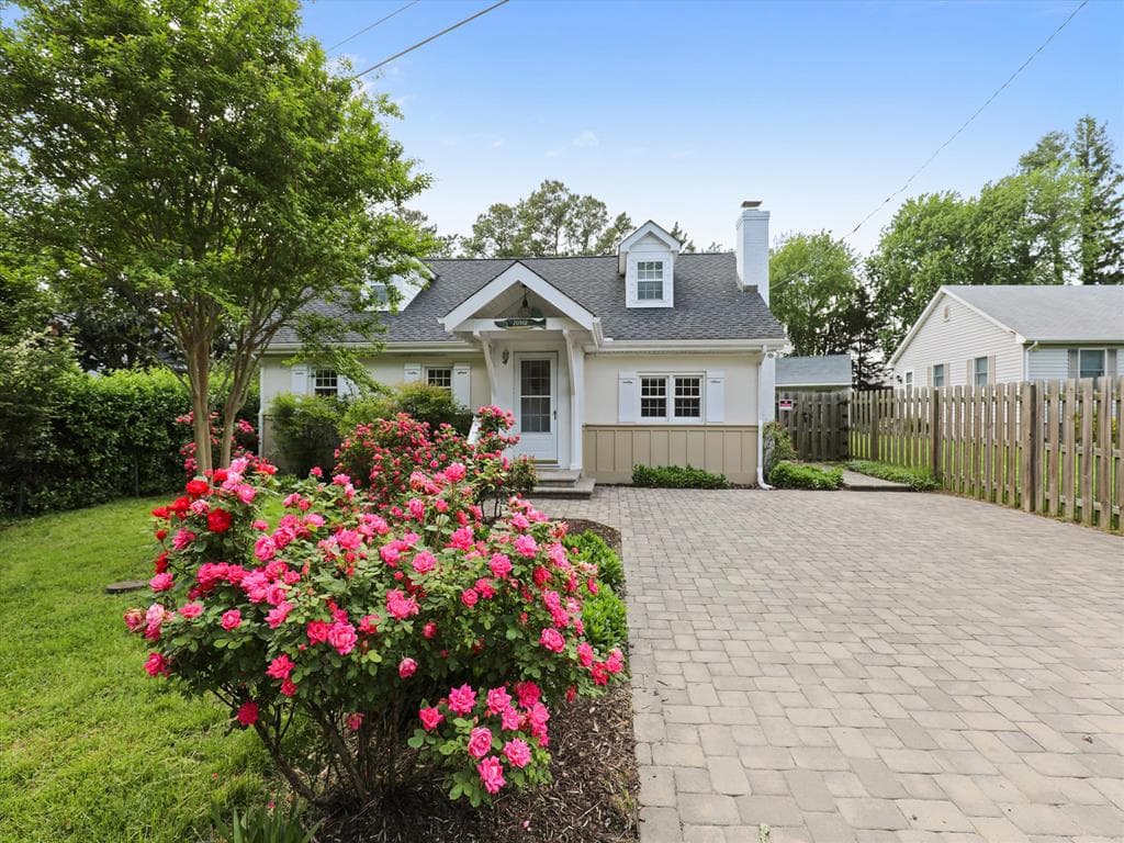 Property 828536 - Photo 4