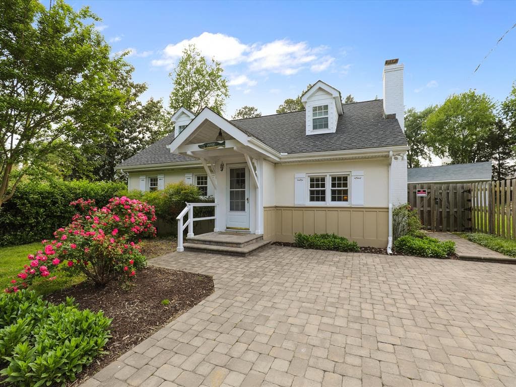 Property 828536 - Photo 5