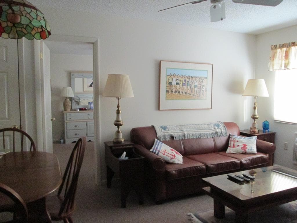 Living Area w/Master Bdrm Entrance