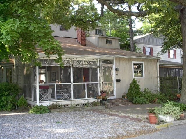 75 Sussex Street, Apt. 1 - Photo 1