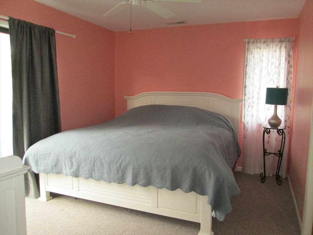 Bdrm 4 - w/King - 2nd Floor