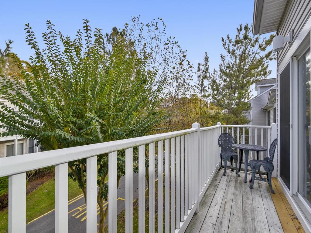 Federline - Photo 15