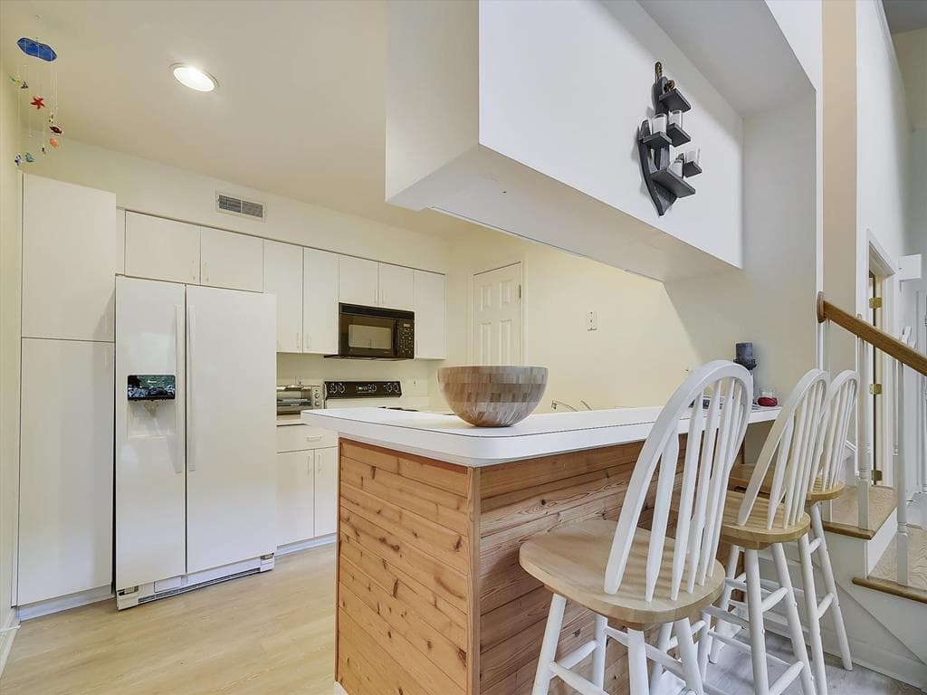 Federline - Photo 18