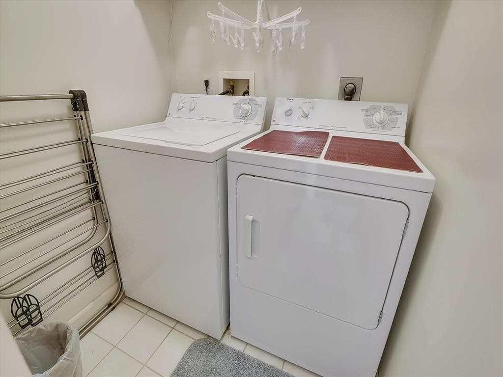 Federline - Photo 20