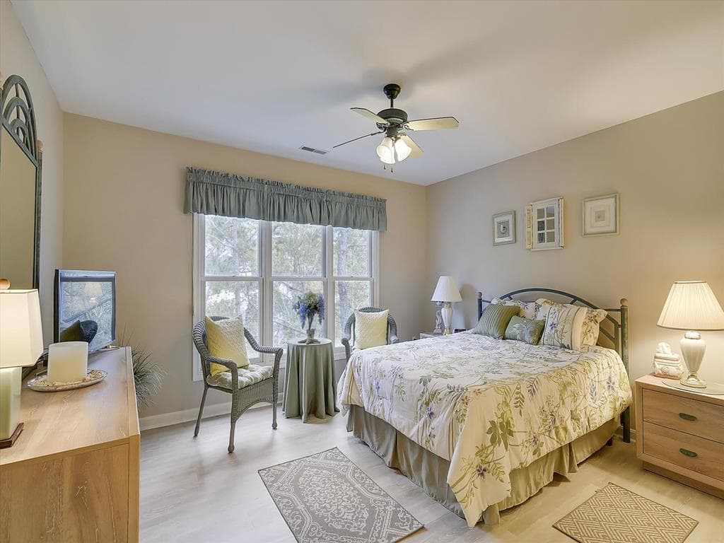 Federline - Photo 24