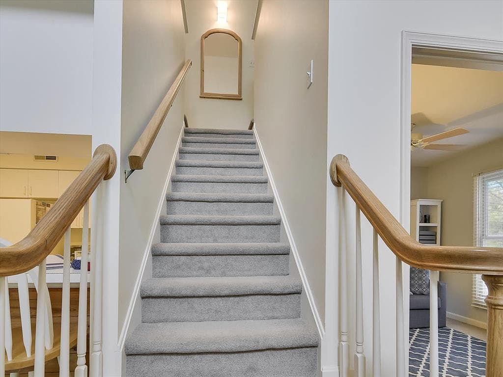 Federline - Photo 28