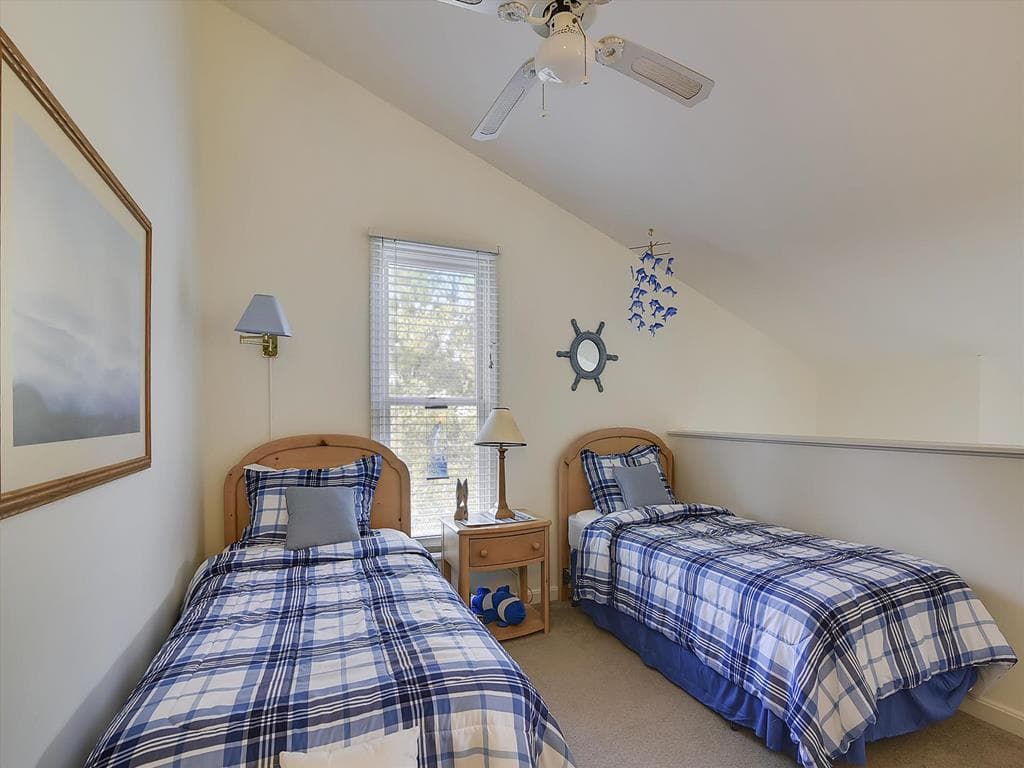 Federline - Photo 33