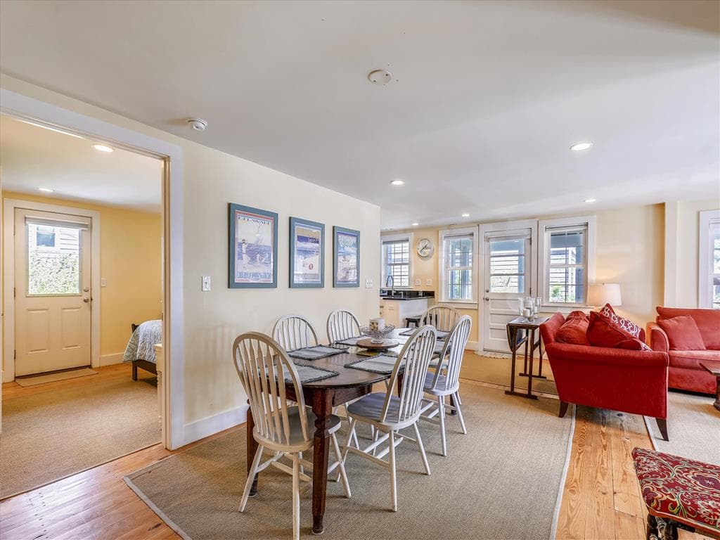 Jacobsen 1 - Photo 18