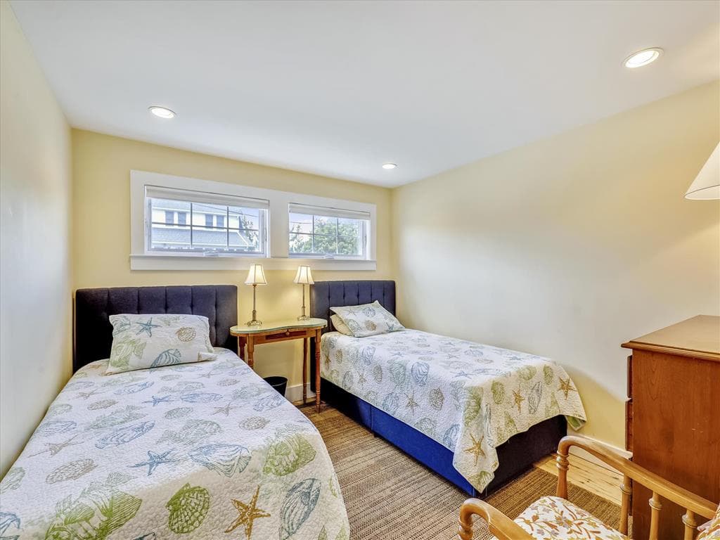 Jacobsen 1 - Photo 20