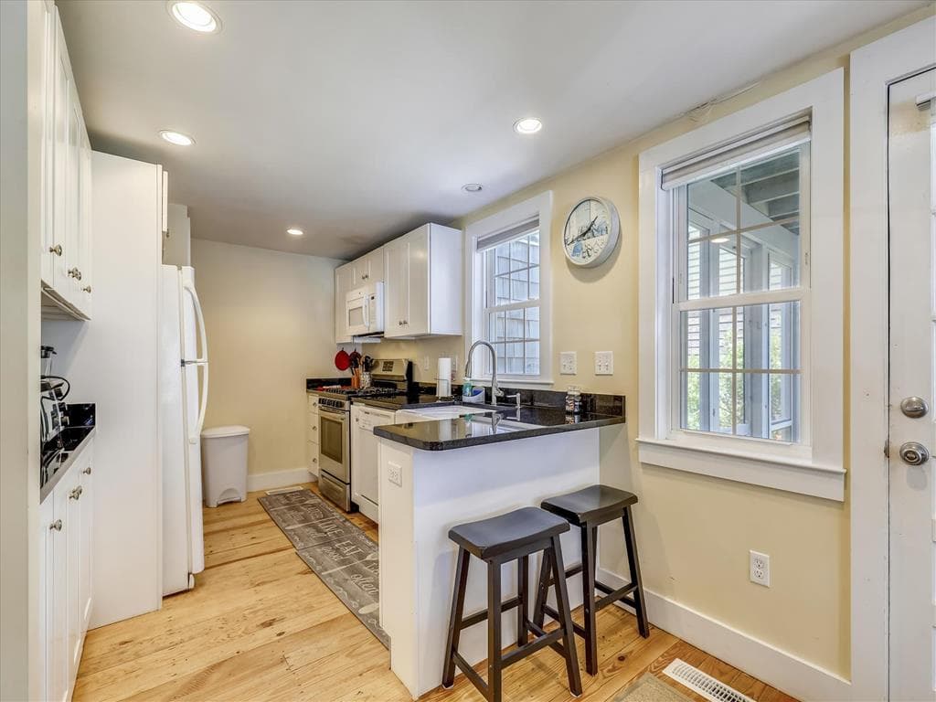 Jacobsen 1 - Photo 28