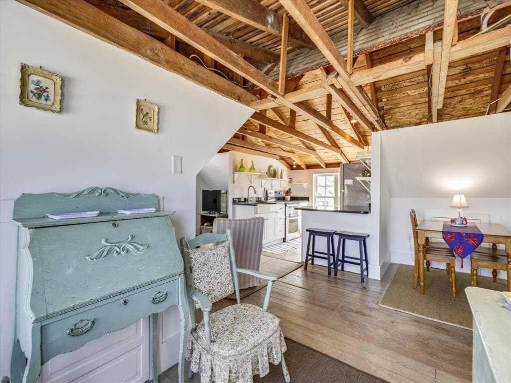 Jacobsen 3 - Photo 17