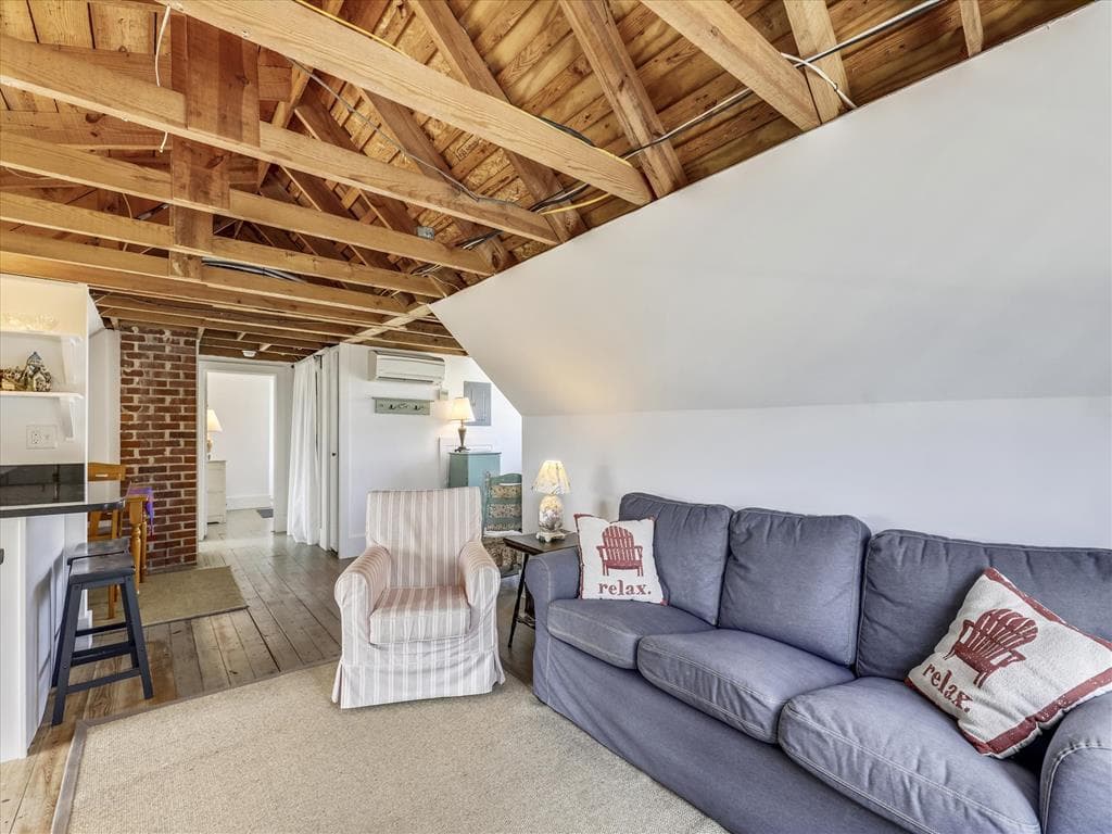 Jacobsen 3 - Photo 19