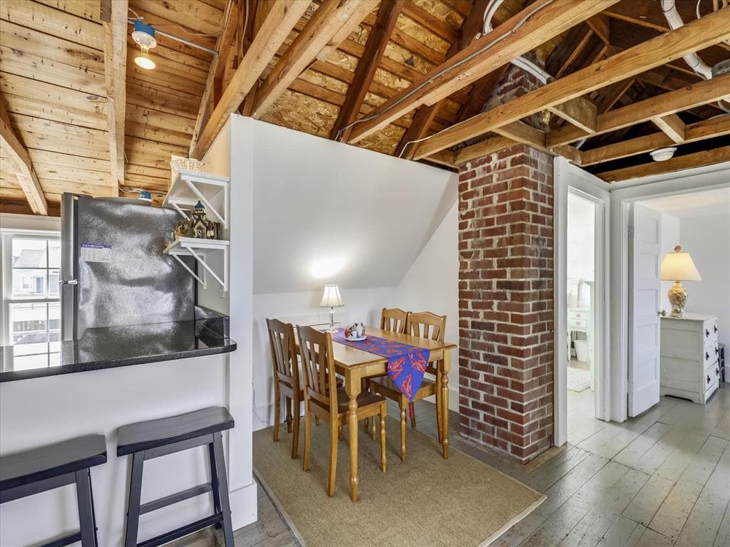 Jacobsen 3 - Photo 4