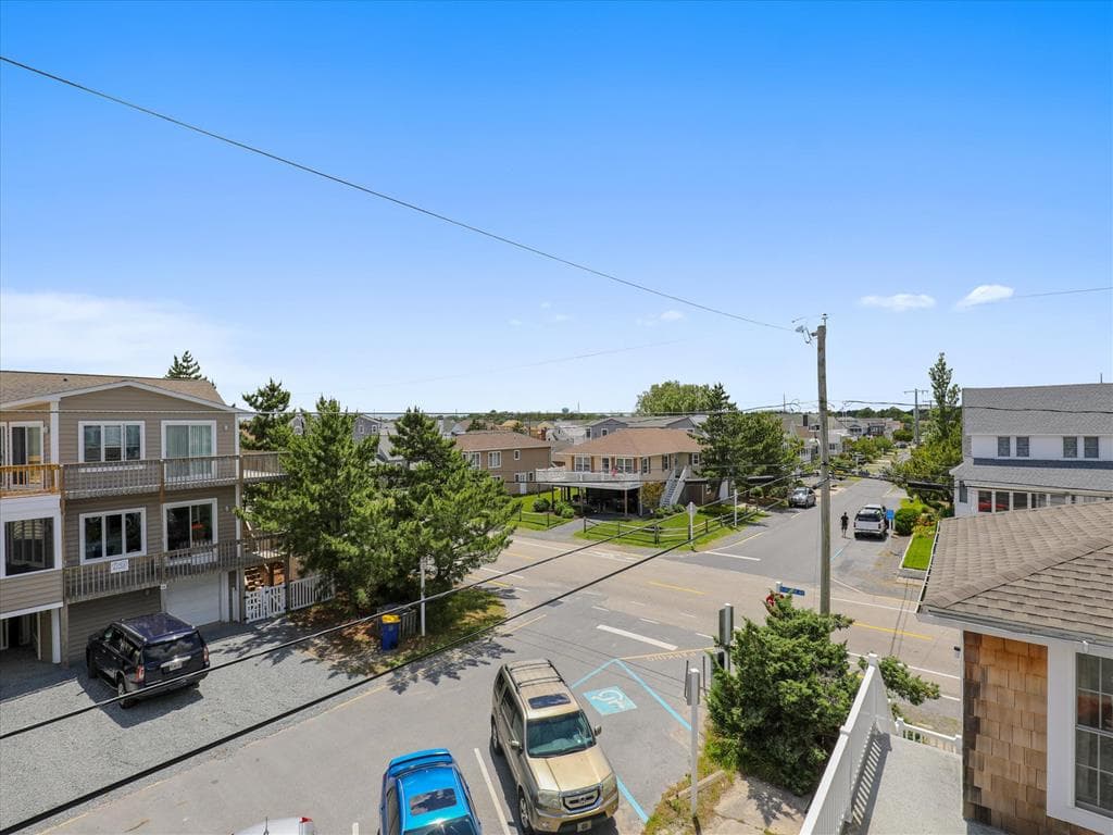 Jacobsen 3 - Photo 25