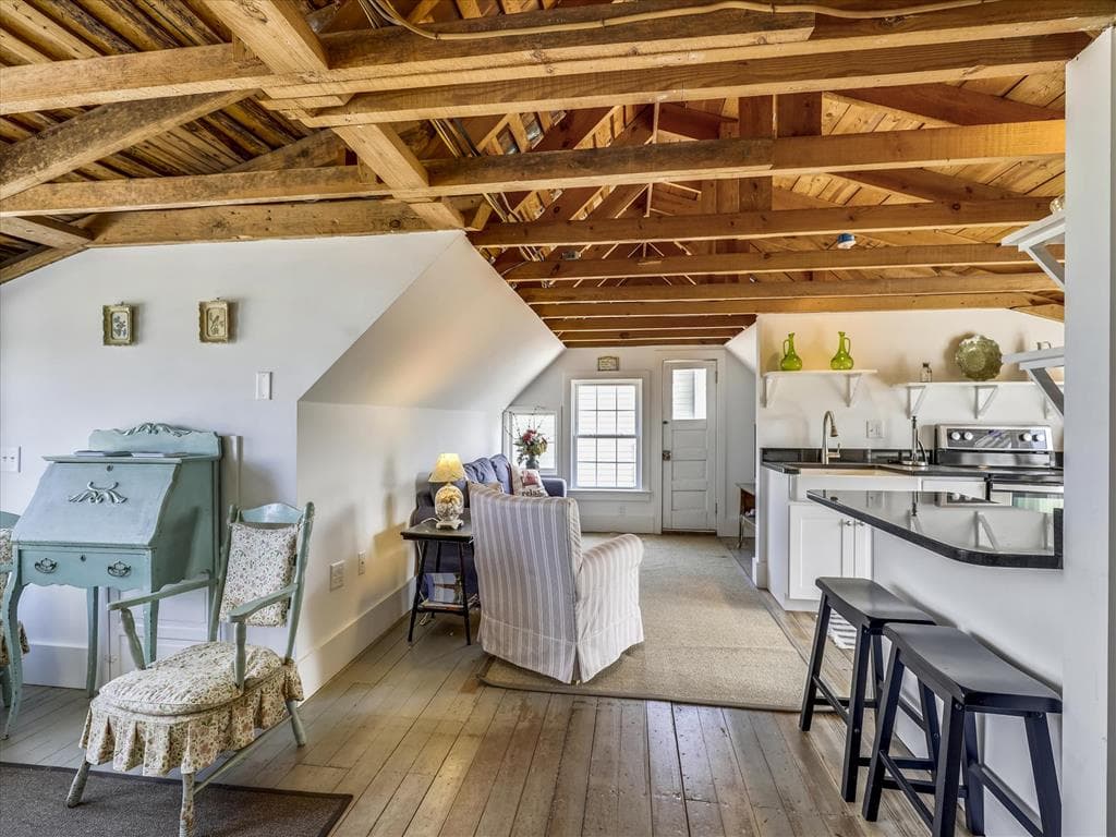 Jacobsen 3 - Photo 5