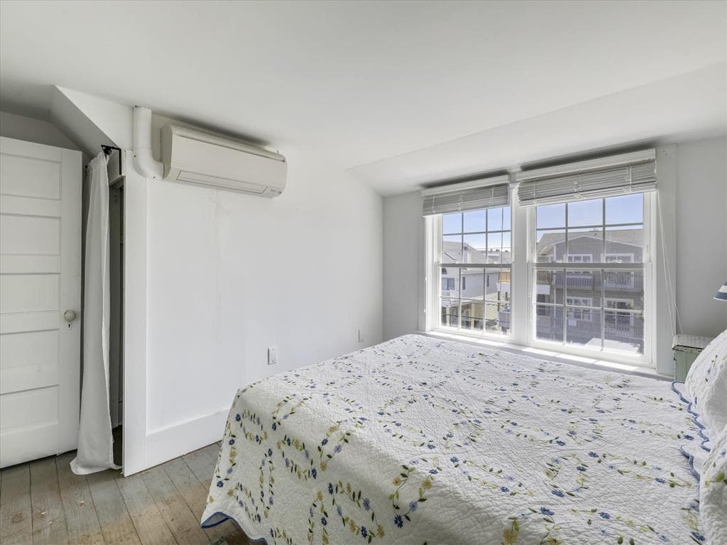 Jacobsen 3 - Photo 10