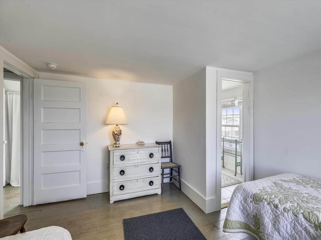 Jacobsen 3 - Photo 11