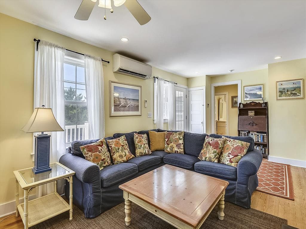 Jacobsen 2 - Photo 34