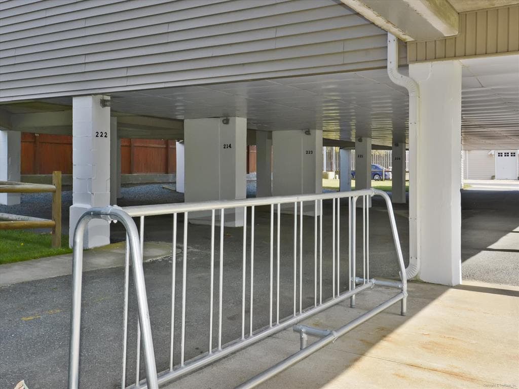 103 Mariners Court - Photo 35