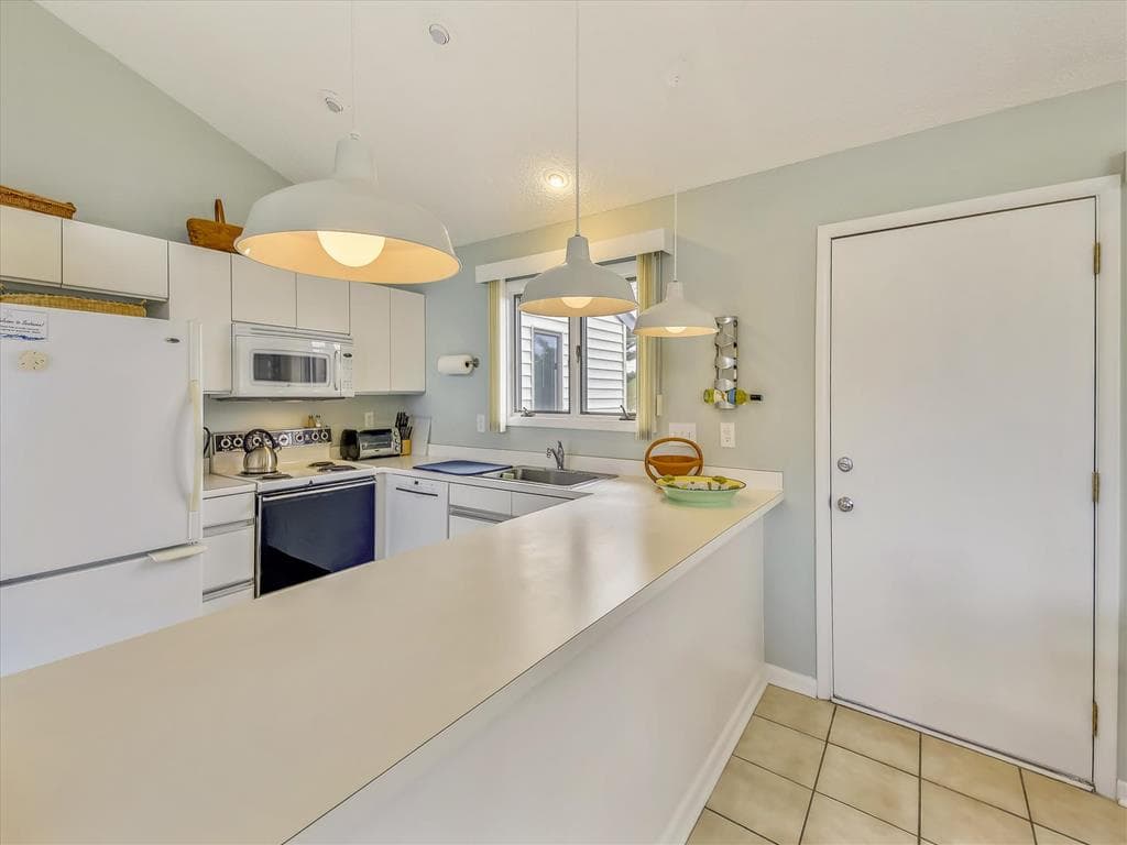 Botzler J - Photo 18