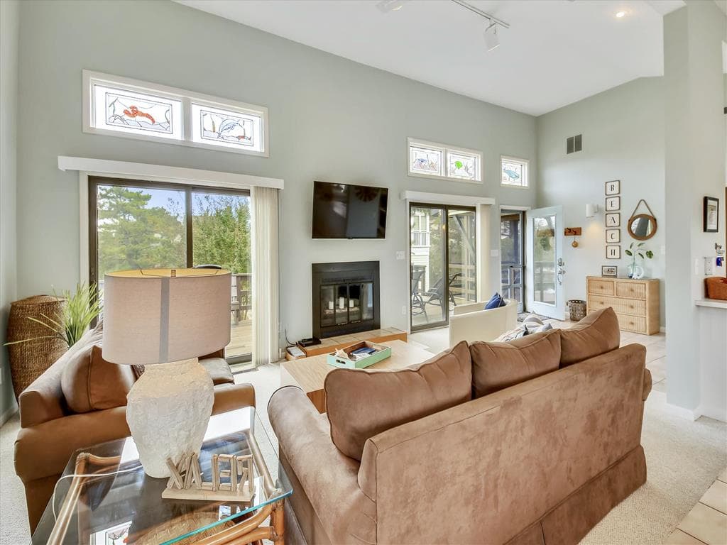 Botzler J - Photo 10