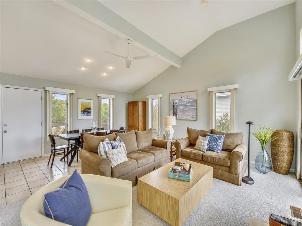 Botzler J - Photo 11