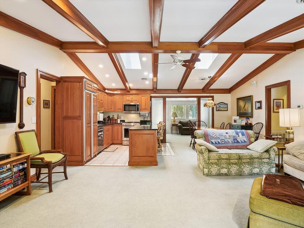 Linderman - Photo 30